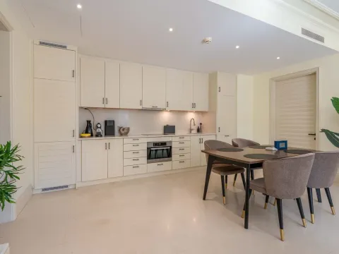 Prodaja, dvosoban stan, 121m², Porto Montenegro, Tivat - image 20