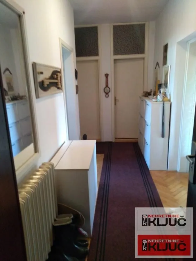 Prodaja, trosoban stan, 79m², Bulevar Oslobodjenja, Novi Sad Sve Podlokacije
