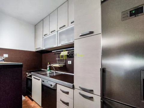 Izdavanje, dvosoban stan, 60m², Kod Big Fashion-a, Podgorica - image 6