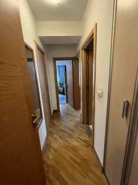 Prodaja, četvorosoban stan, 112m², Preko Morače, Podgorica - image 11
