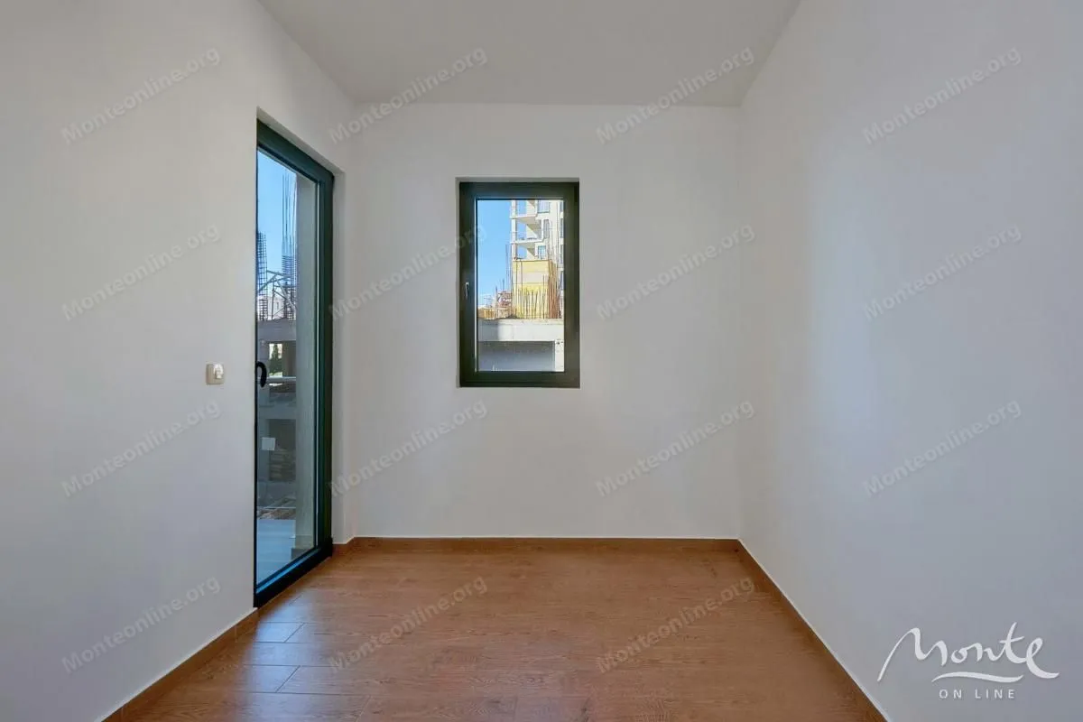 Sale, two bedroom apartment, 63m², Bečići, Budva
