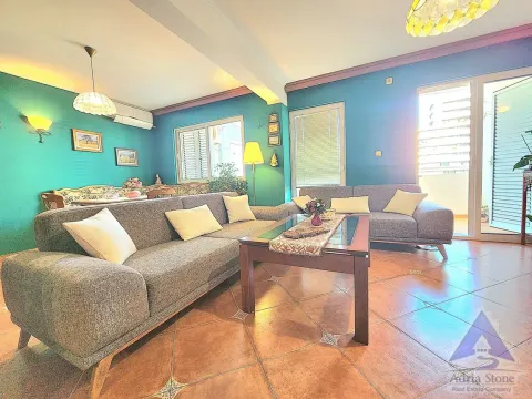 Sale, three bedroom apartment, 83m², Gospoština, Budva