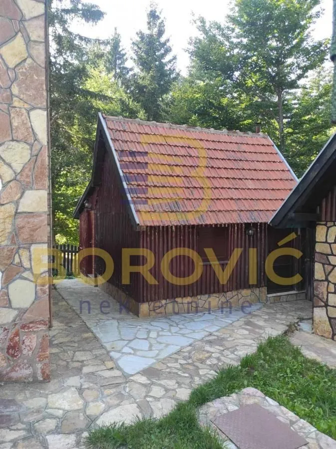 Prodaja, kuća, 120m², Kraljevi Čardaci, Kopaonik