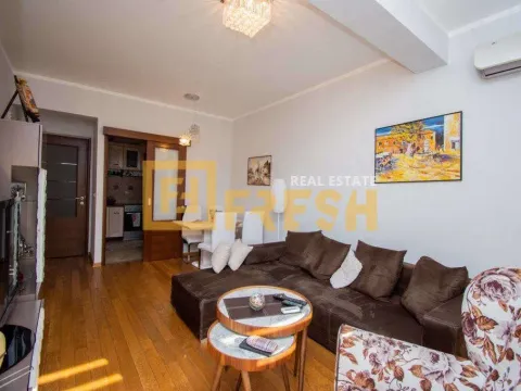 Prodaja, jednosoban stan, 49m², City Kvart, Podgorica - image 5