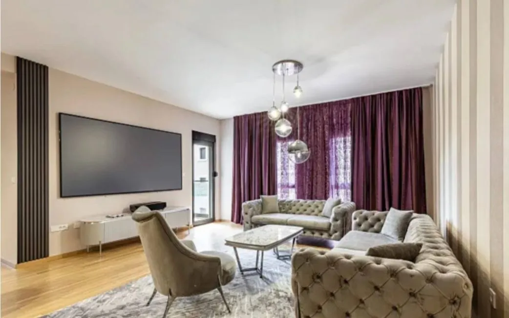 Sale, two bedroom apartment, 84m², Bečići, Budva
