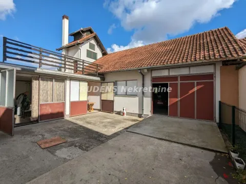 Sale, house, 220m², Zemun Ugrinovci, Zemun Sve Podlokacije - image 4