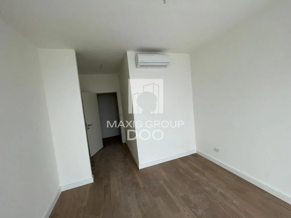Prodaja, četvorosoban stan, 224m², Savski Venac, Beograd