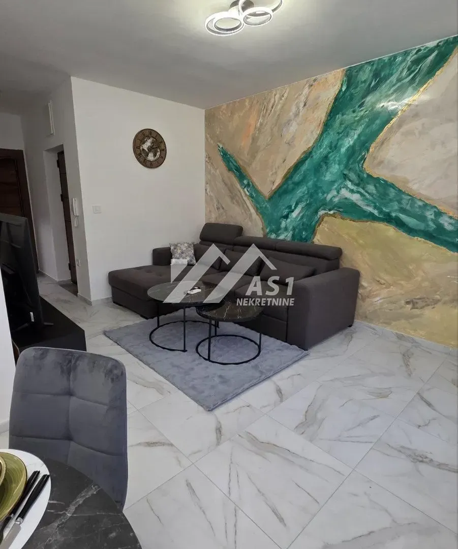 Izdavanje, dvosoban stan, 45m², Veternik, Novi Sad Sve Podlokacije