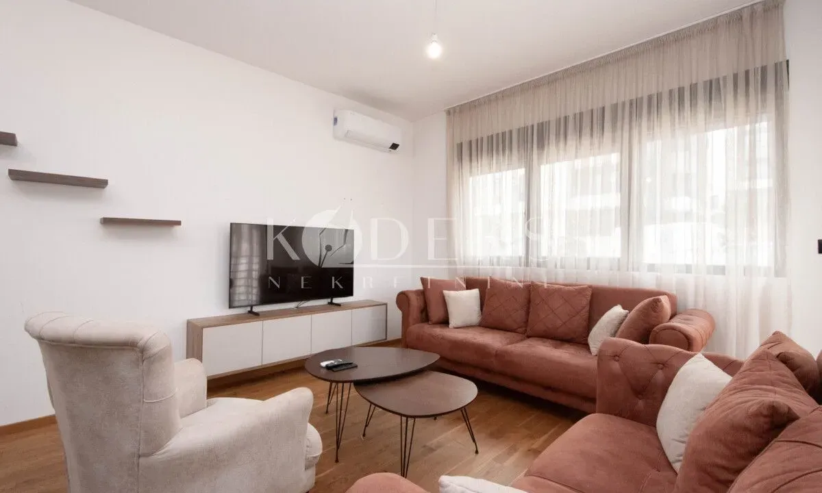 Izdavanje, jednosoban stan, 47m², Gorica C, Podgorica