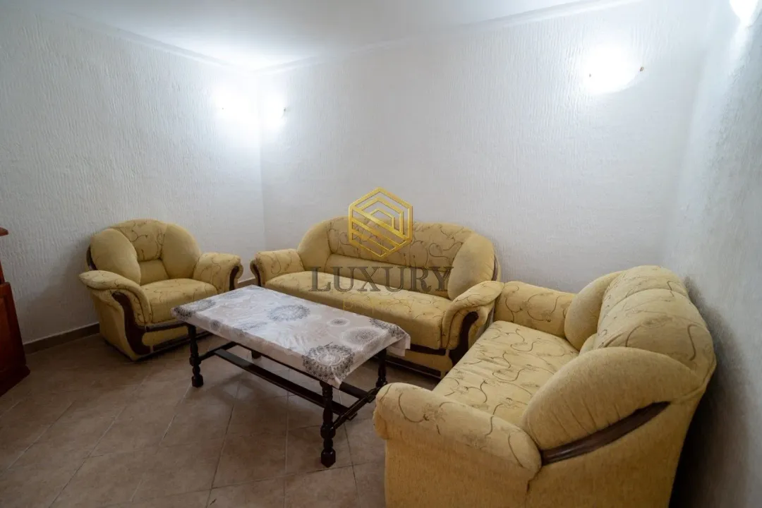 Rent, house, 70m², Konik, Podgorica