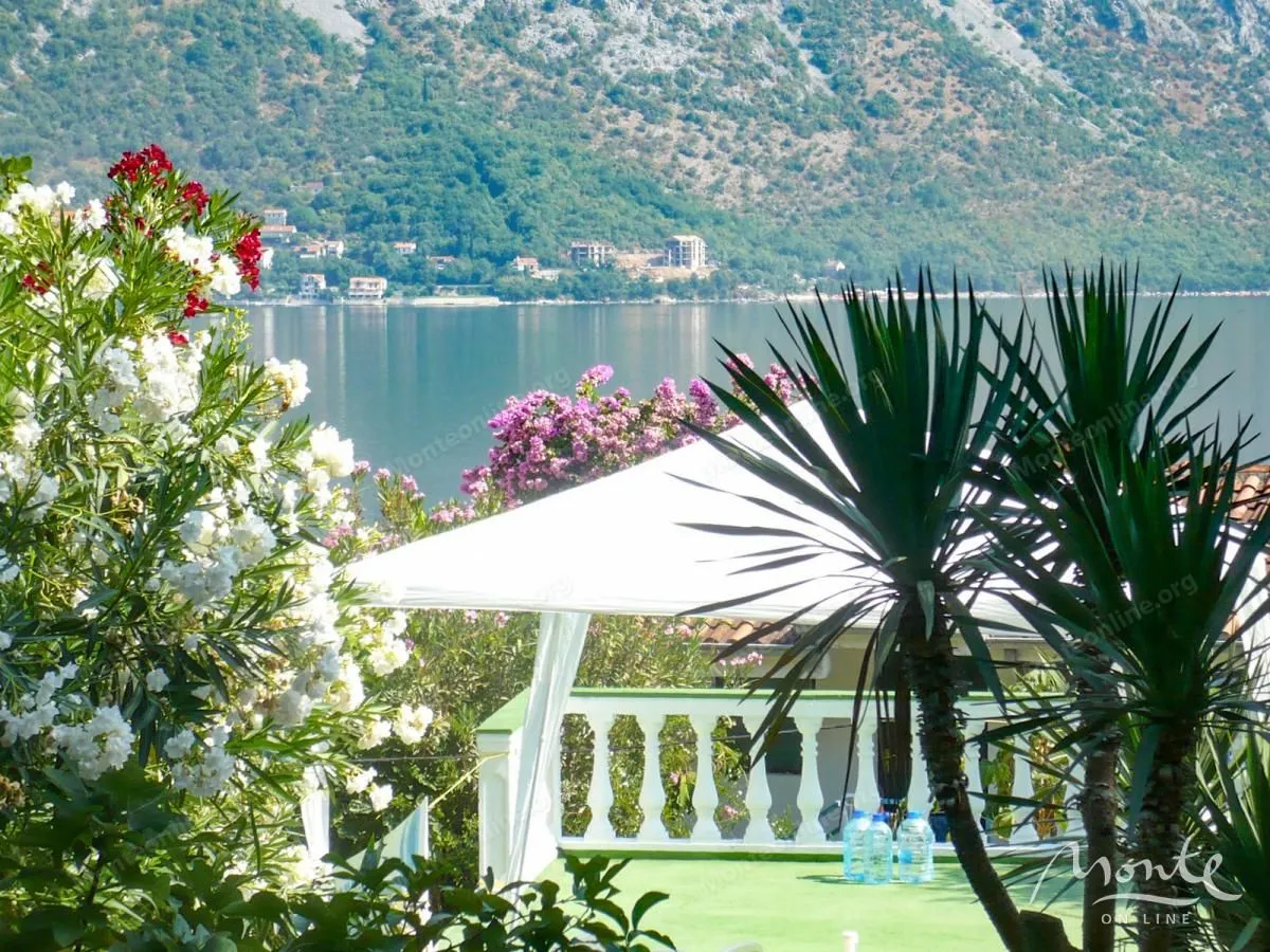Prodaja, kuća, 77m², Stoliv, Kotor