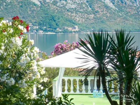 Prodaja, kuća, 77m², Stoliv, Kotor - image 4