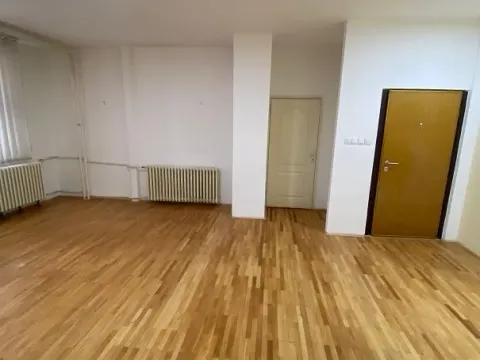 Poslovni prostor in Banovo Brdo