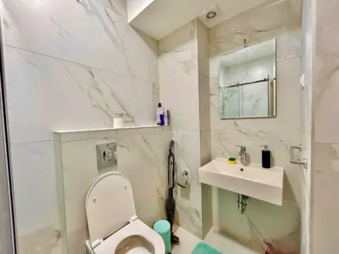 Izdavanje, jednosoban stan, 49m², Stara Varoš, Podgorica - image 4