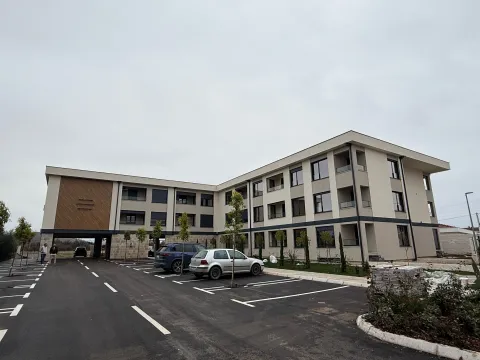 Sale, two bedroom apartment, 84m², Donja Gorica, Podgorica - image 10