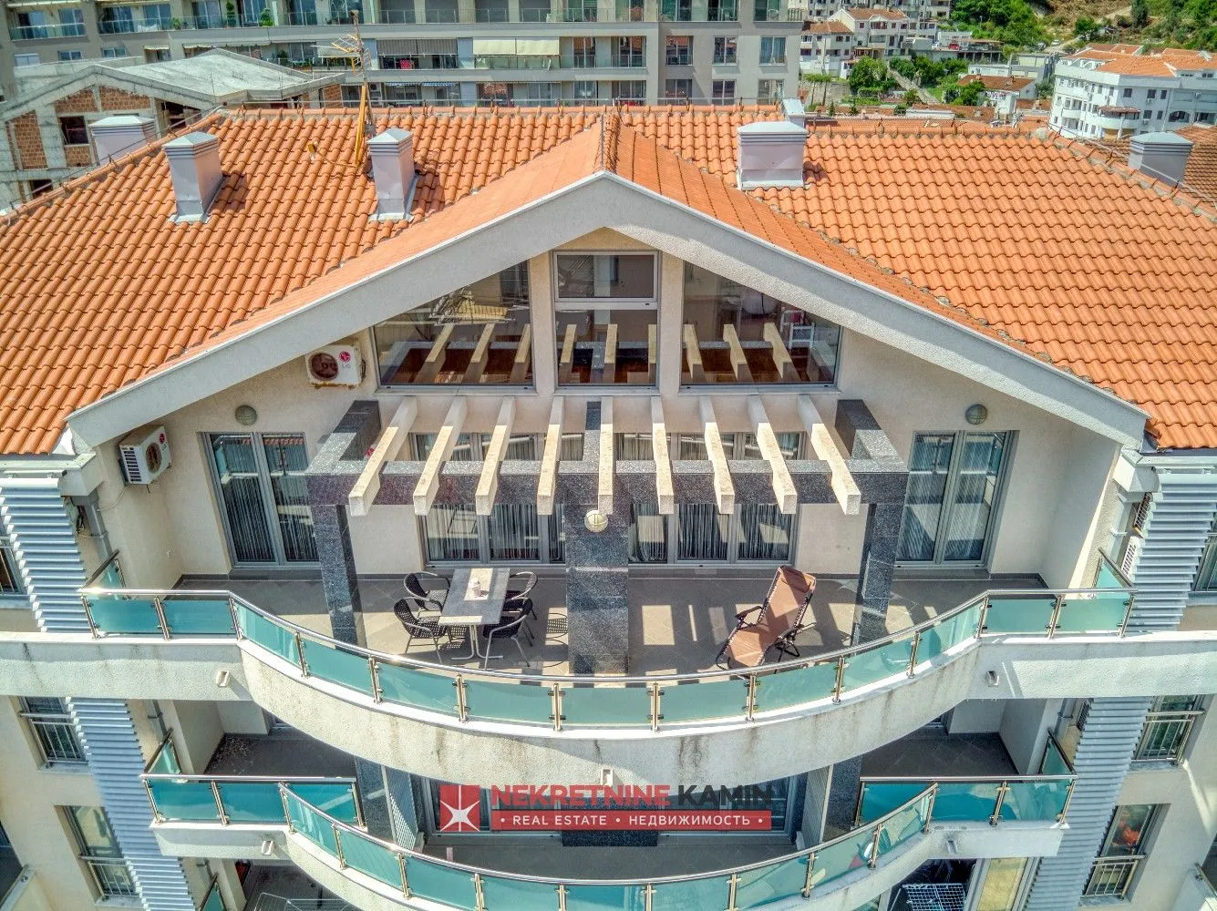 Prodaja, četvorosoban stan, 188m², Rozino, Budva