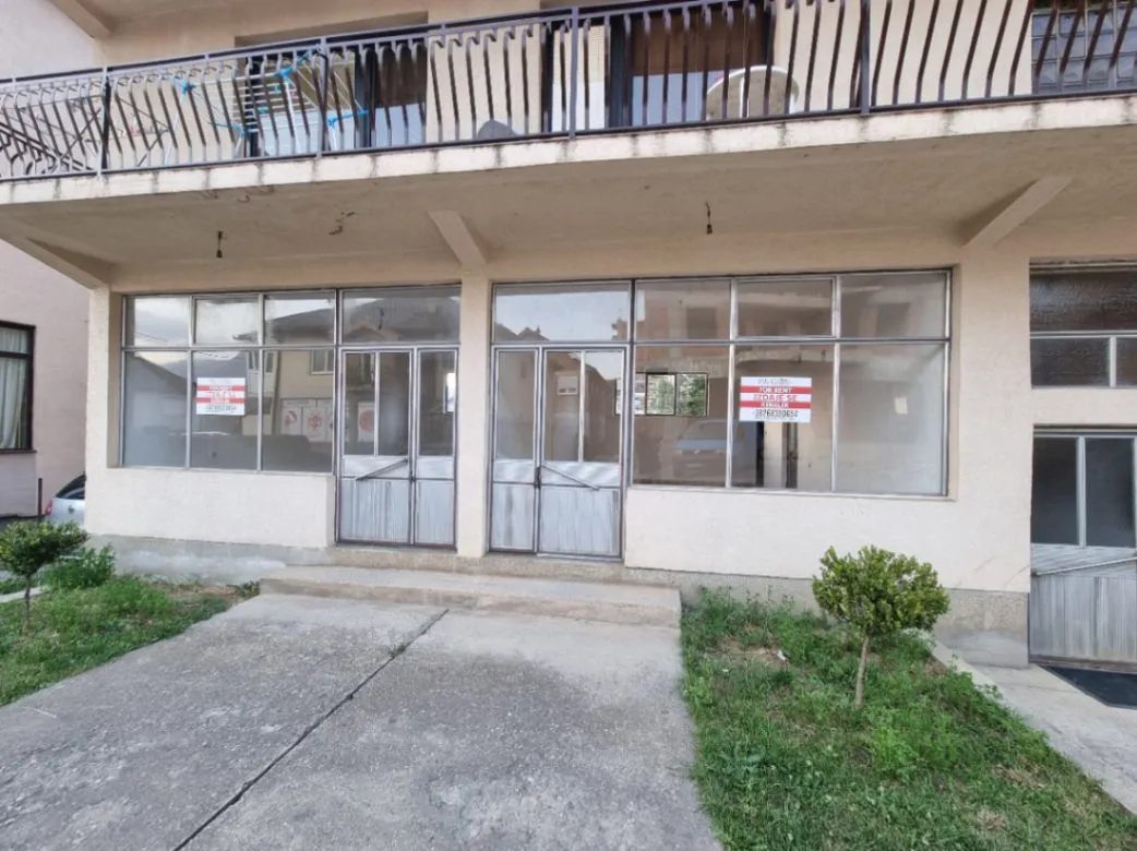 Rent, office space, 67m², Centar, Plav