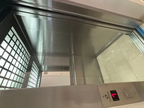 Rent, one bedroom apartment, 68m², Donja Lastva, Tivat - image 12