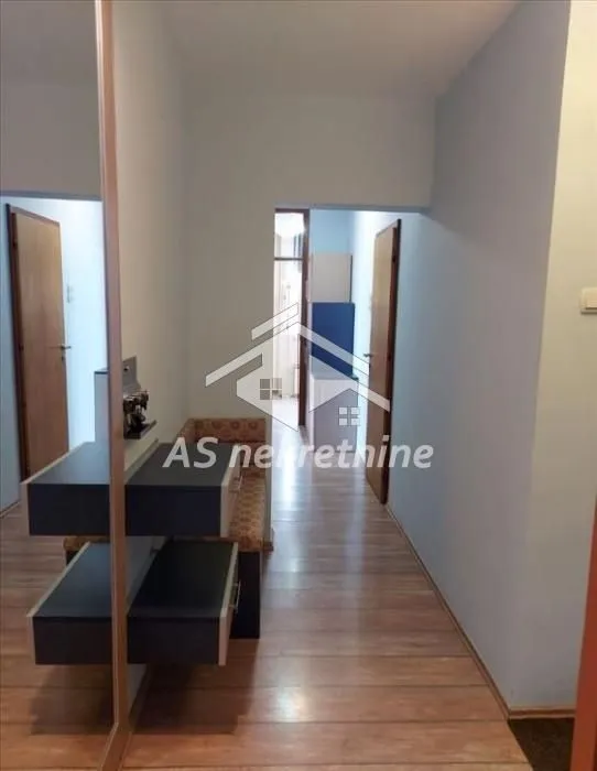 Rent, four bedroom apartment, 115m², Hala Pionir, Palilula Sve Podlokacije