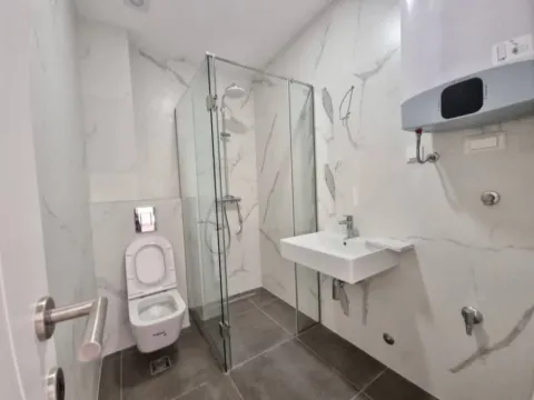 Sale, one bedroom apartment, 42m², Bečići, Budva - image 7