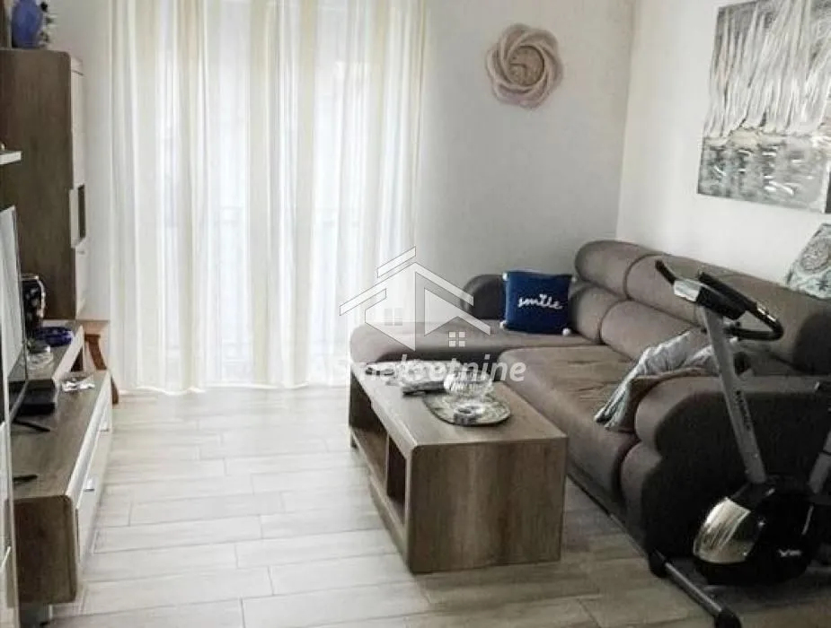 Izdavanje, stan, 65m², Lekino Brdo, Voždovac Sve Podlokacije