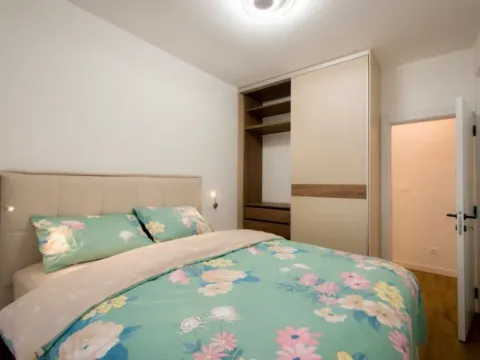 Izdavanje, jednosoban stan, 46m², Stari Aerodrom, Podgorica - image 10