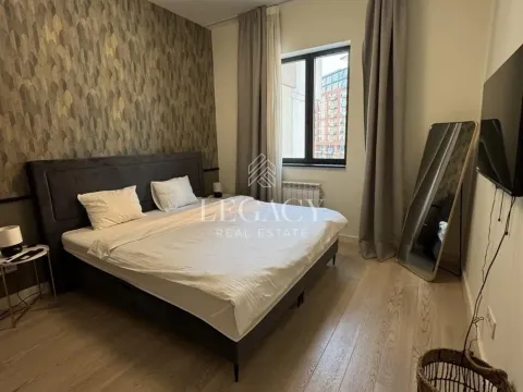 Izdavanje, trosoban stan, 80m², Savski Venac, Beograd - image 12
