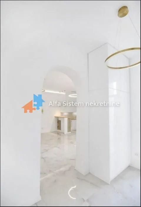 Rent, three bedroom apartment, 105m², Stari Grad, Beograd