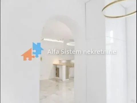 Izdavanje, trosoban stan, 105m², Stari Grad, Beograd - image 10