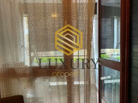 Rent, three bedroom apartment, 96m², Blok 5, Podgorica - image 8