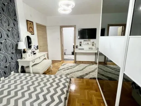 Prodaja, četvorosoban stan, 120m², Novo naselje, Novi Sad - image 12
