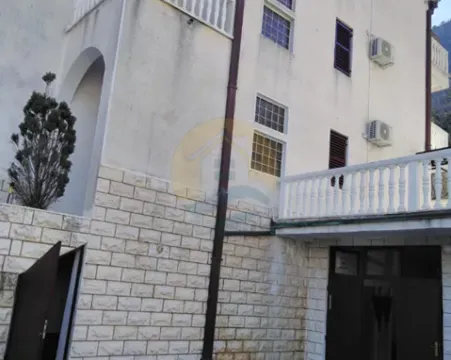 Prodaja, kuća, 800m², Stoliv, Kotor