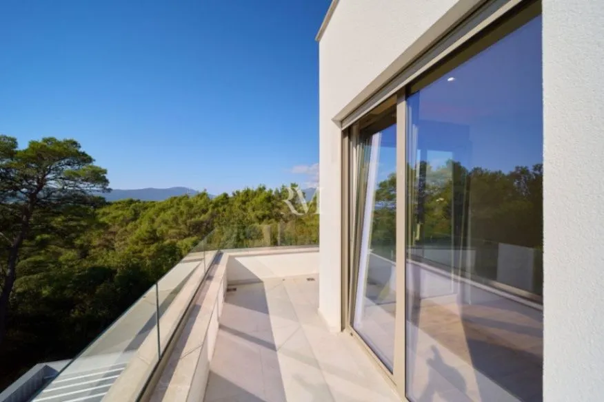Prodaja, jednosoban stan, 111m², Mrčevac, Tivat