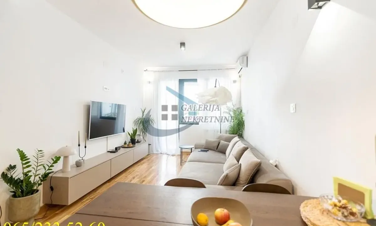 Sale, two bedroom apartment, 57m², Južni Bulevar, Vračar Sve Podlokacije