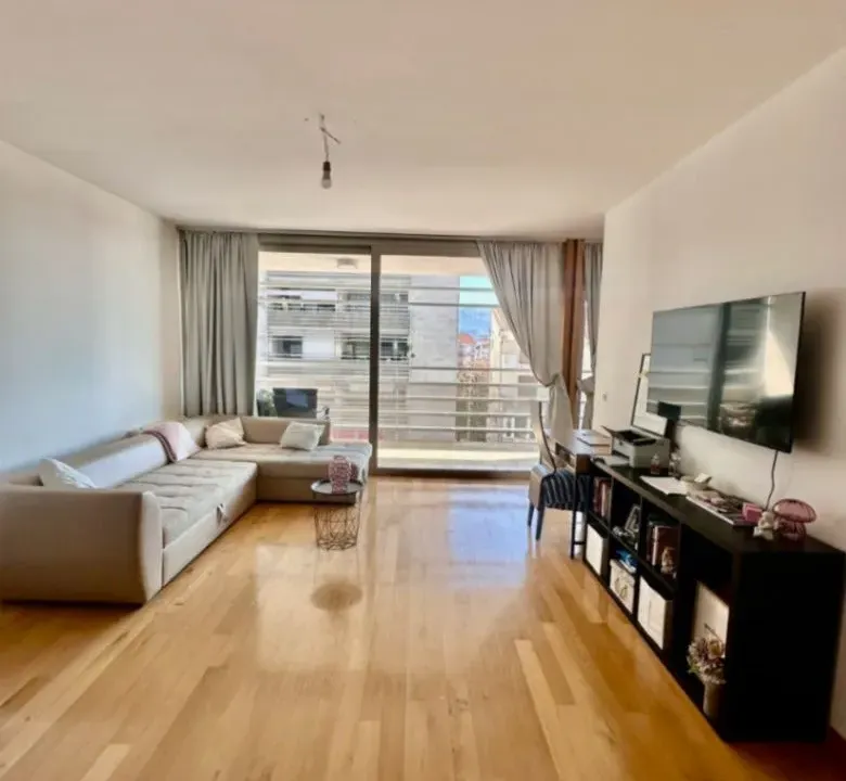 Prodaja, dvosoban stan, 85m², Rozino, Budva