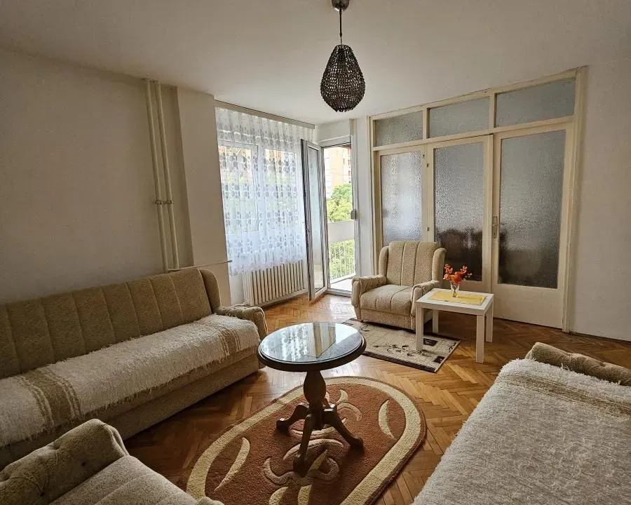 Izdavanje, trosoban stan, 70m², Dom zdravlja, Niš
