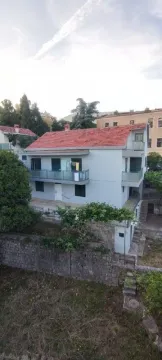 Kuća in Centar