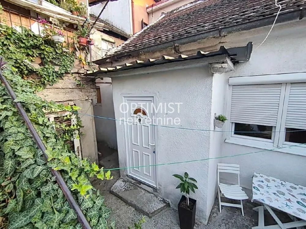 Prodaja, jednosoban stan, 27m², Savski Venac, Beograd
