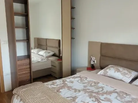 Prodaja, jednosoban stan, 42m², City Kvart, Podgorica - image 6