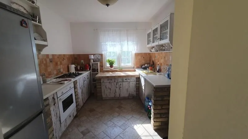 Prodaja, kuća, 167m², Banja Vrdnik, Irig