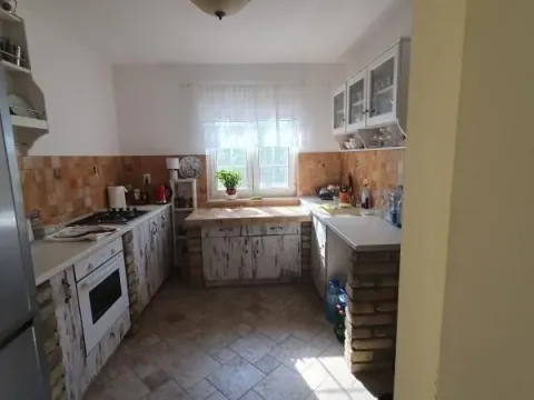 Sale, house, 167m², Banja Vrdnik, Irig - image 11