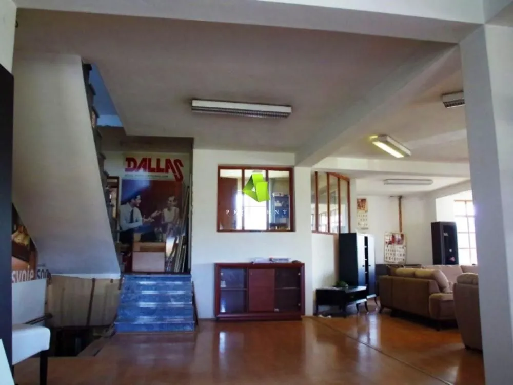 Sale, office space, 735m², Kruševac, Srbija