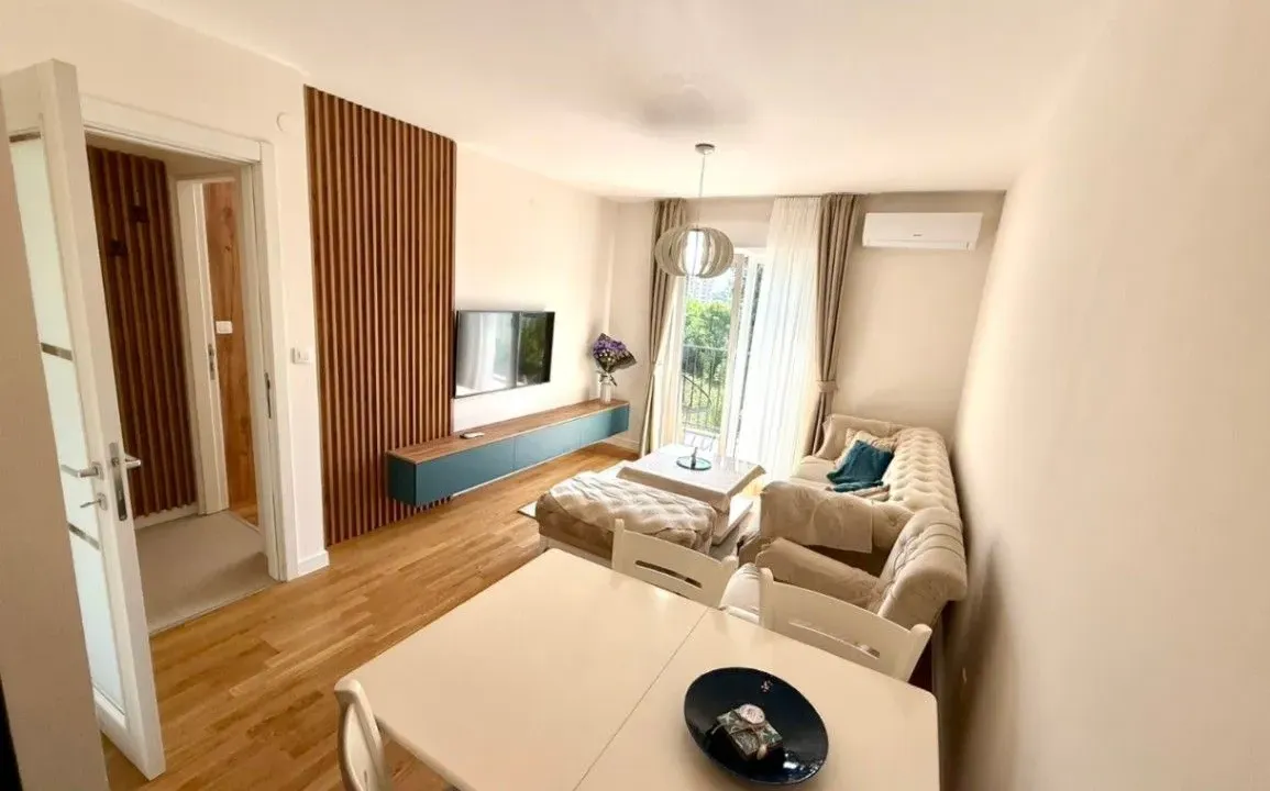 Izdavanje, jednosoban stan, 45m², Zabjelo, Podgorica