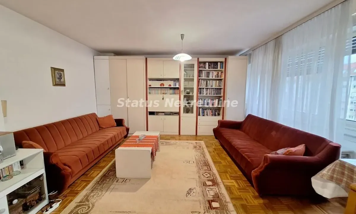 Izdavanje, jednosoban stan, 49m², Bulevar Oslobodjenja, Novi Sad Sve Podlokacije