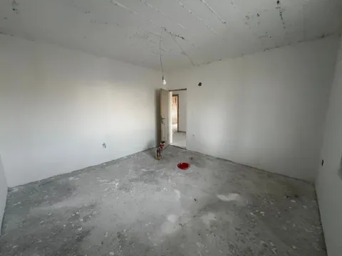 Prodaja, kuća, 360m², Podgorica, Crna Gora - image 7