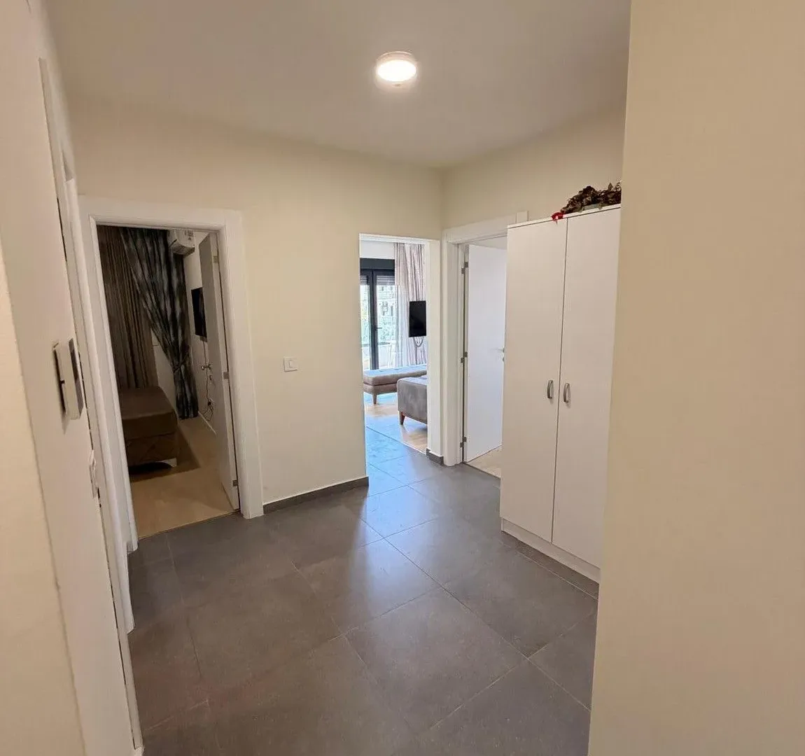 Sale, two bedroom apartment, 60m², Podkošljun, Budva