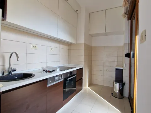 Prodaja, trosoban stan, 152m², Petrovac, Budva - image 5