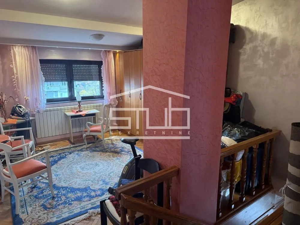 Prodaja, četvorosoban stan, 103m², Čukarica, Beograd