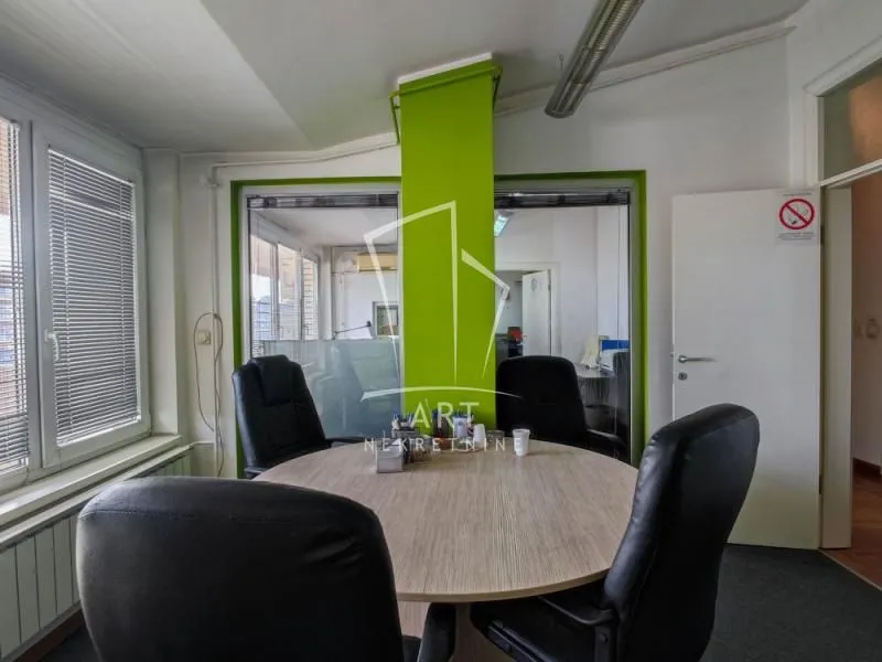 Sale, four bedroom apartment, 137m², Novi Beograd Blok 22, Novi Beograd Sve Podlokacije