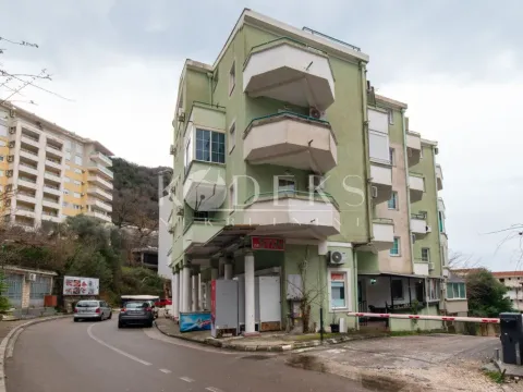 Prodaja, jednosoban stan, 33m², Rafailovići, Budva - image 9